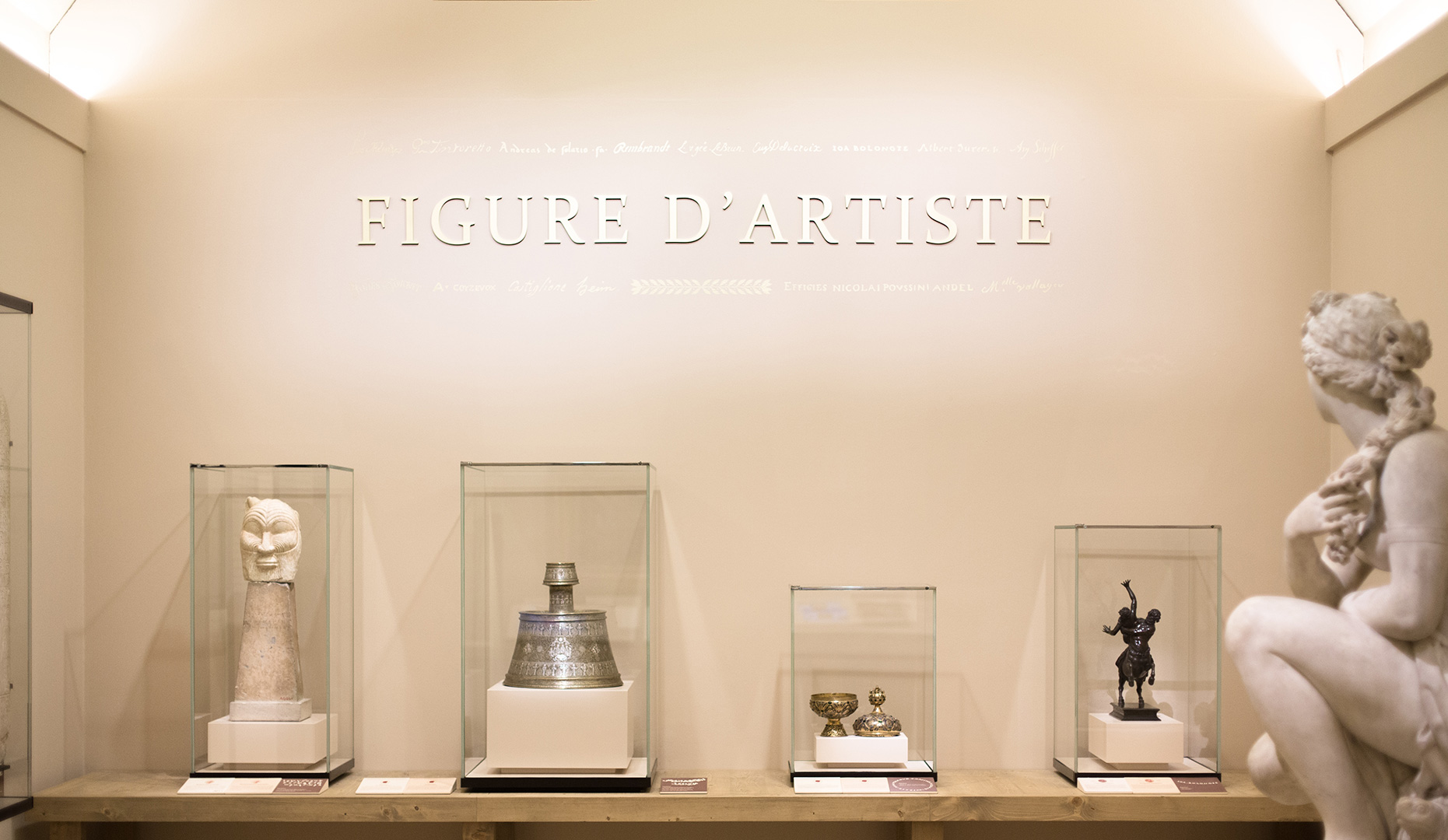 FIGURE D'ARTISTE EXHIBITION