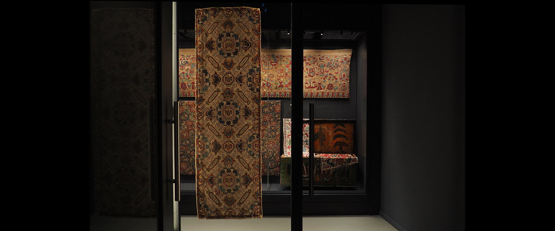 Museum Of Modern Greek Culture 2 Bg D14